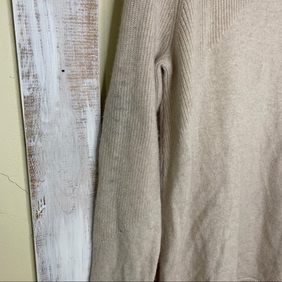 Vineyard Vines Tan Cashmere Turtleneck Sweater - Picture 2 of 10